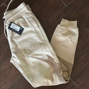Cookies Graphic Embroidered Jogger Pants. Men’s size small. NWT